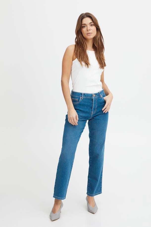 Medium Blue Denim PZLUCY UHW Mom Jeans Straight Leg fra Pulz Jeans – Køb  Medium Blue Denim